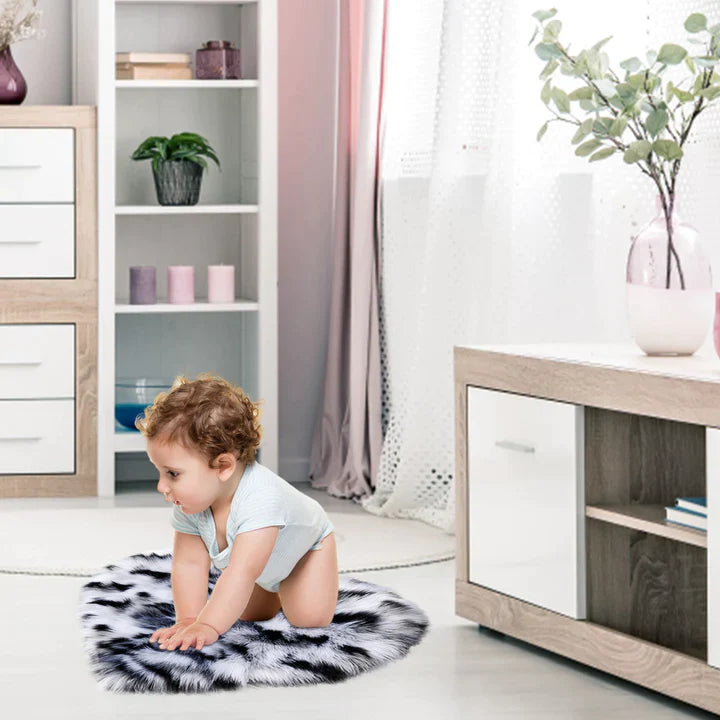 (Copy) SHAGGY PLUSH HEART SHAPED RUG